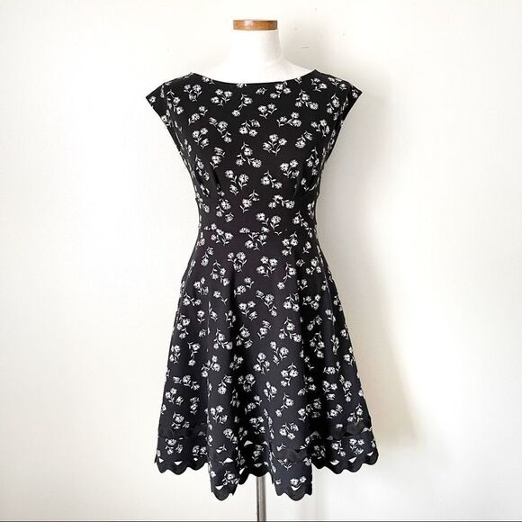 Kate Spade Floral Dandelion Ponte Dress XS NWT - Picture 2 of 9